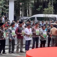 [e-paper] Pulangnya Hutan Adat di Kampar ke Pangkuan Masyarakat