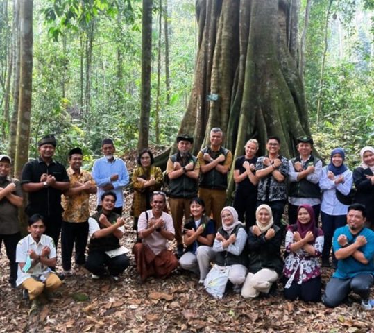 Hutan Adat Imbo Putui Menjadi Ruang Dialog Pemerintah Daerah, Mitra Internasional, dan Masyarakat di Tingkat Tapak